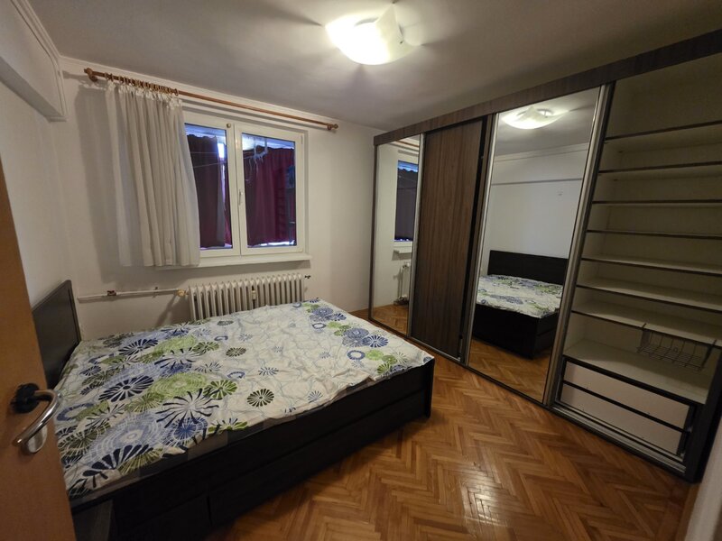 Piata Sudului, 10 minute metrou, Secuilor intersectie cu str. Mirea Luiza,