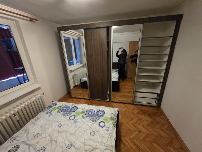 Piata Sudului, 10 minute metrou, Secuilor intersectie cu str. Mirea Luiza,