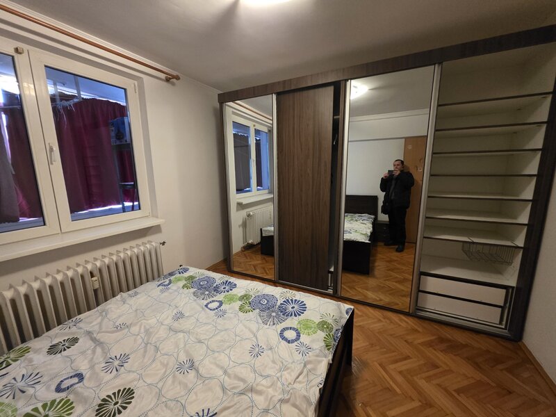 Piata Sudului, 10 minute metrou, Secuilor intersectie cu str. Mirea Luiza,